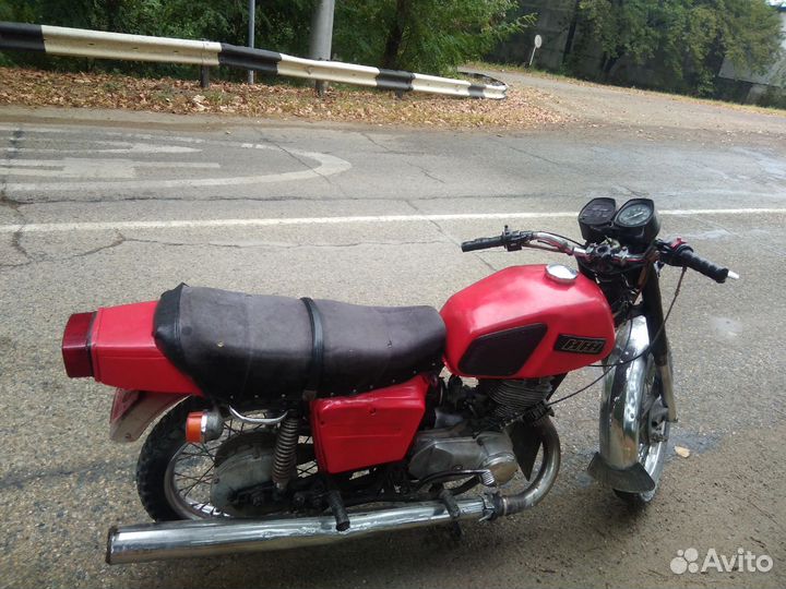 Продаю иж планету 5