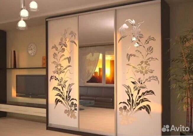 Шкаф в студию