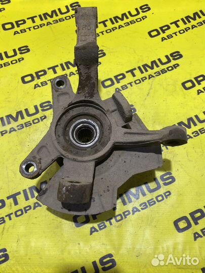 Передний правый кулак Chevrolet Aveo T250