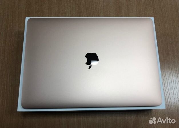 MacBooK Air Retina 13 2020/i3/8gb/Intel HD/256GB S