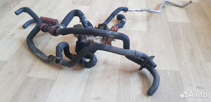 Audi A8 D4 Электромагнитный клапан Насос доп