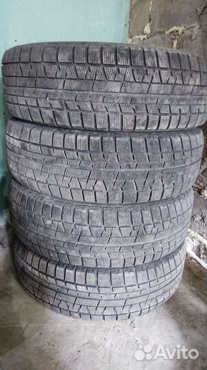 Yokohama Ice Guard IG50+ 215/65 R16