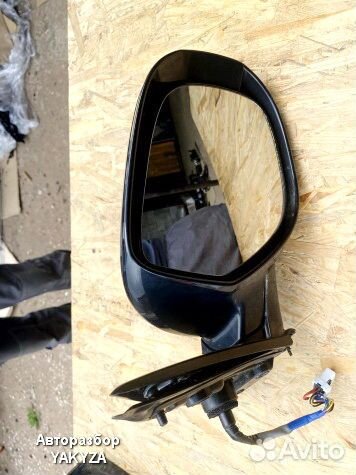 Mitsubishi Outlander 3 зеркало правое оригинал
