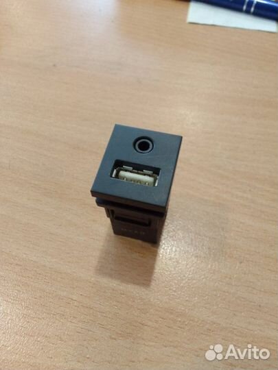 USB AUX разъем Toyota Camry V70 2grfks 2021