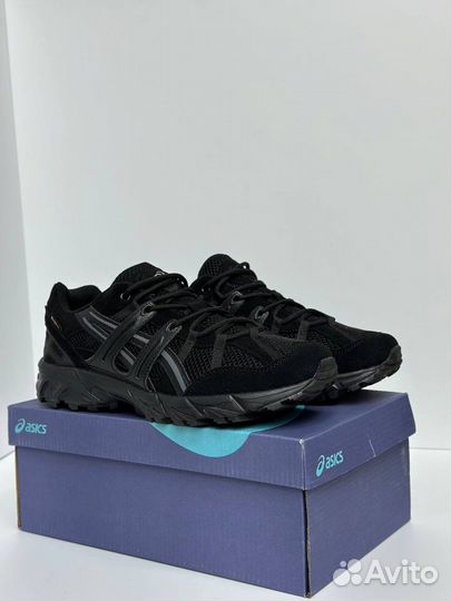 Кроссовки asics gore tex