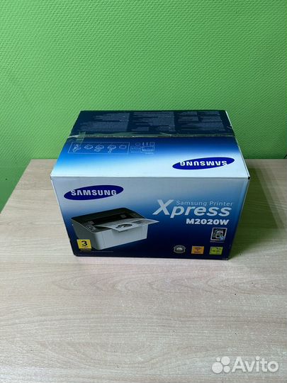 Лазерный принтер Samsung M2020W с Wi-Fi