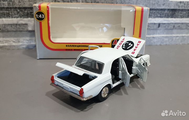 Модель газ-24 Ралли/Спорт 1:43