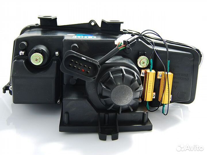 Фары Audi A4 B6 (00-04) lpauc3