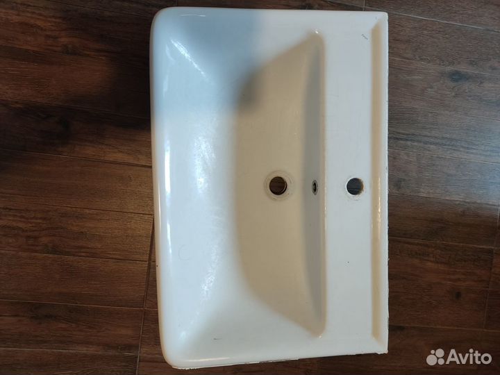 Раковина с зеркалом б/у в ванную