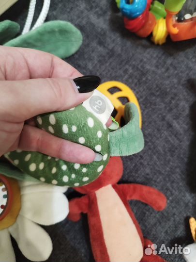 Развивающие игрушки для малышей