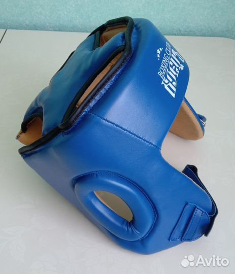 Шлем для единоборств