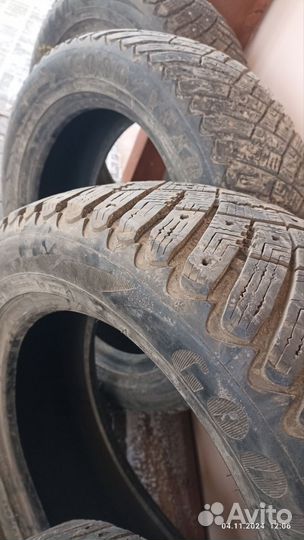 Goodyear Ultragrip Ice Arctic 205/55 R16