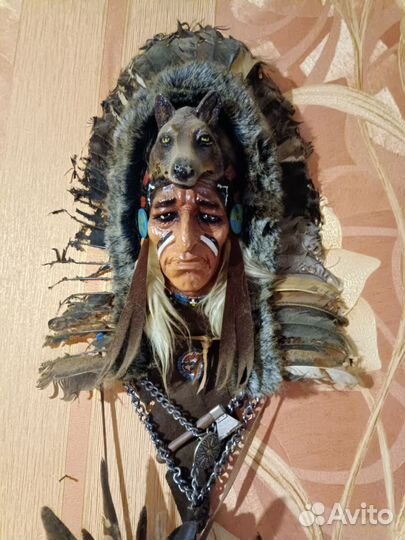 Маска вождя настенная