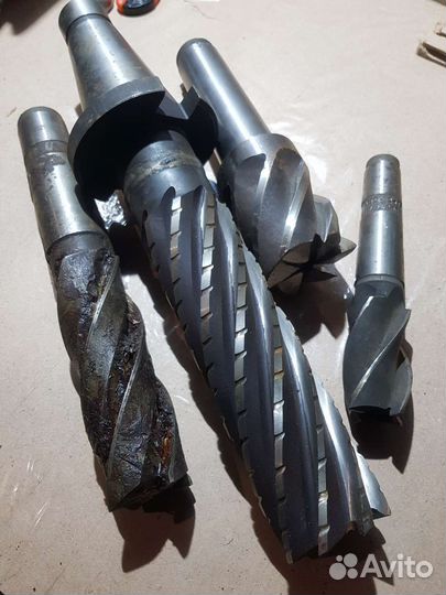 Фрезы концевые по металлу