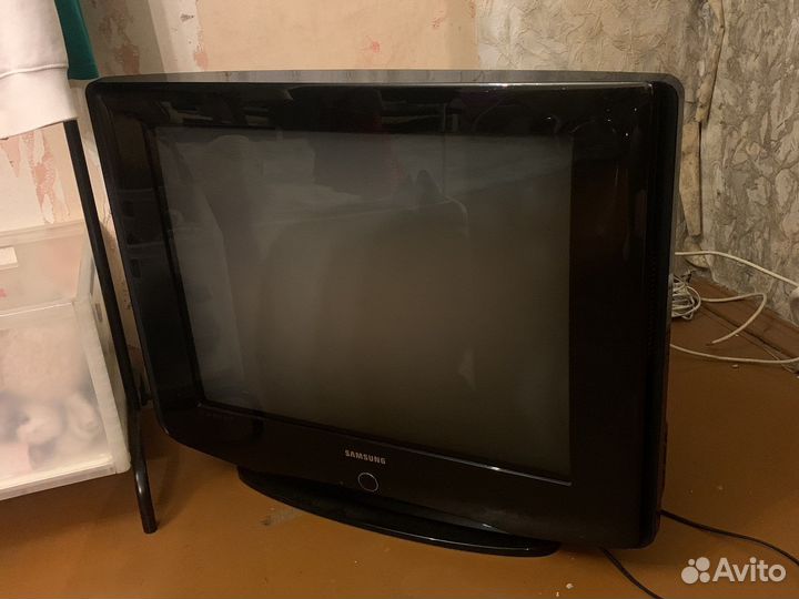 Телевизор samsung