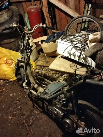 Продам скутер suzuki lets 2