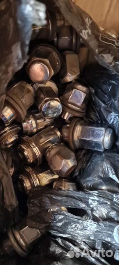 Гайки колесные Toyota, Ниссан и тд