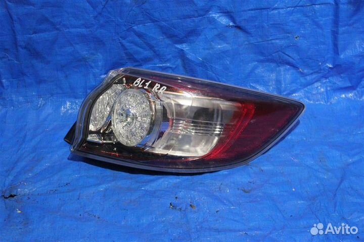 Фонарь наружный правый mazda 3