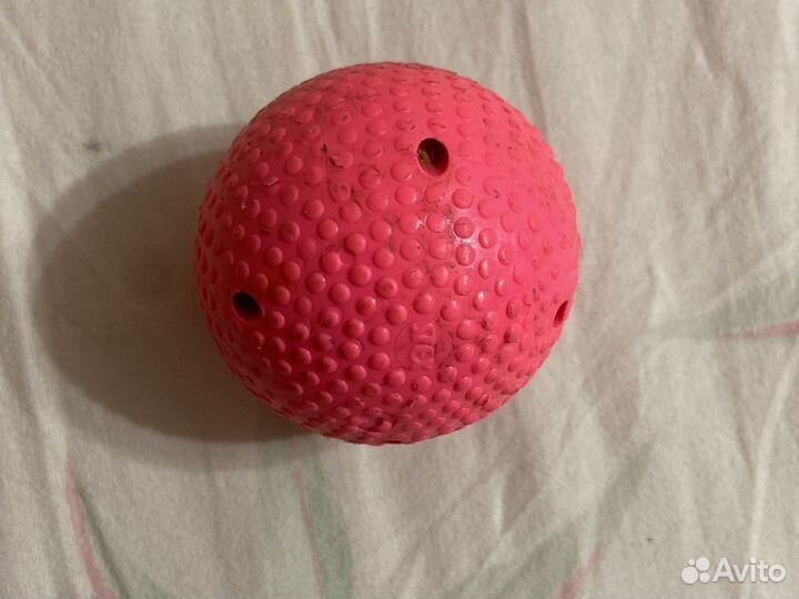 Мячик для игры в хоккей с мячом