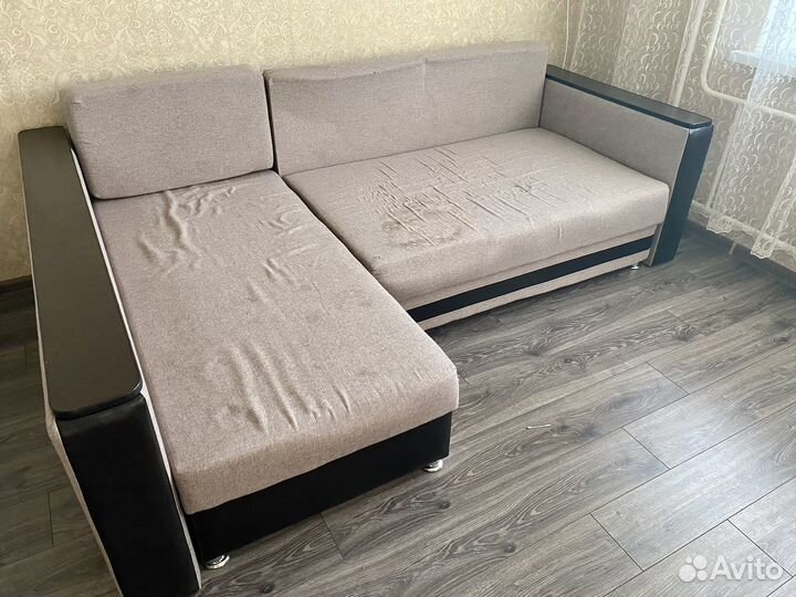 Угловой диван