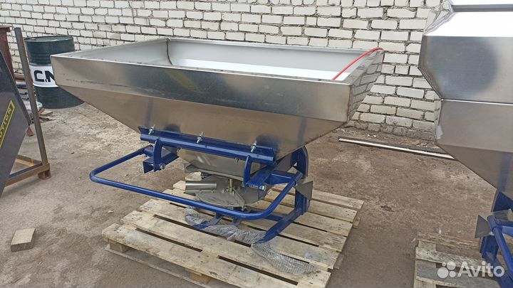 Разбрасыватель удобрений СКАУТ 2FX-600, 2023