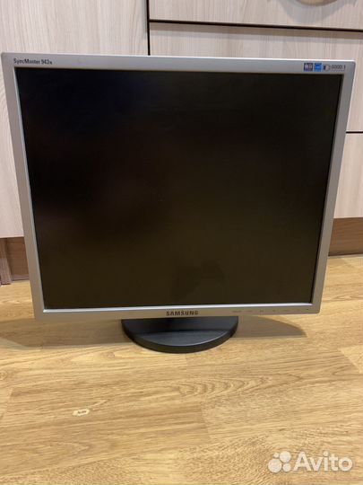 Монитор Samsung