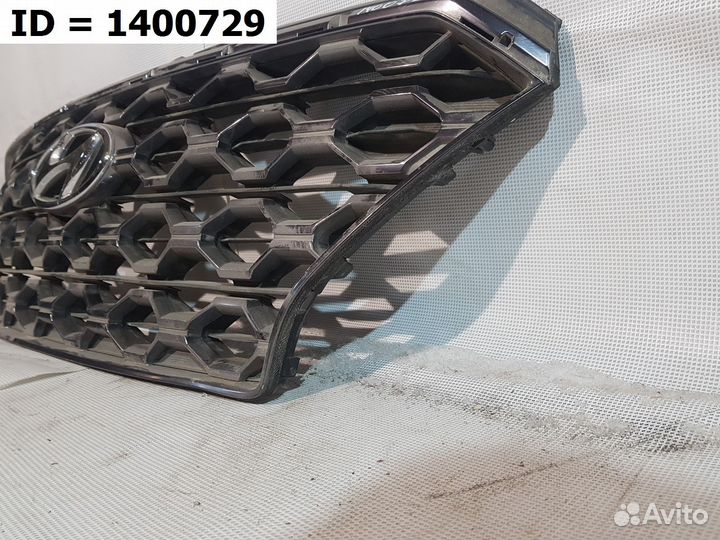 Решетка радиатора Hyundai Santa Fe