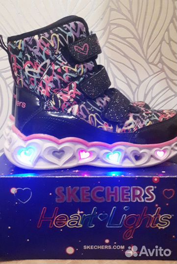 Ботинки светящиеся демисезонные