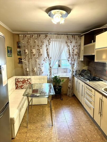 3-к. квартира, 69,5 м², 1/10 эт.