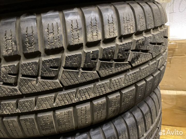 Yokohama W.Drive V902A 235/60 R17 102