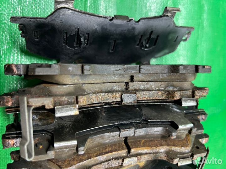 Тормозные колодки Nissan X-Trail HNT32 MR20DD 2017