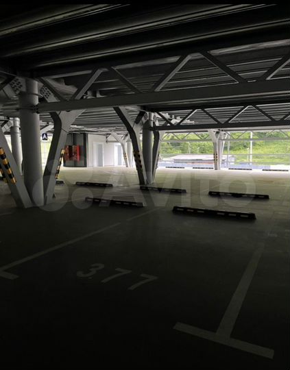 Машиноместо, 14 м²