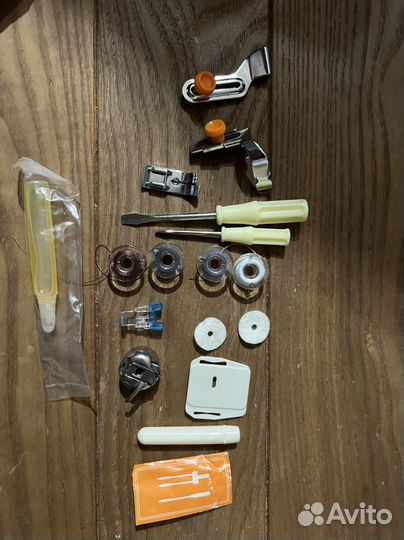 Набор деталей для швейной машинки