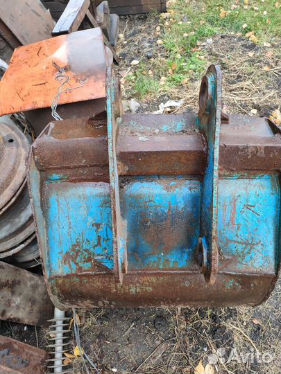 Продам ковш на экскаватор