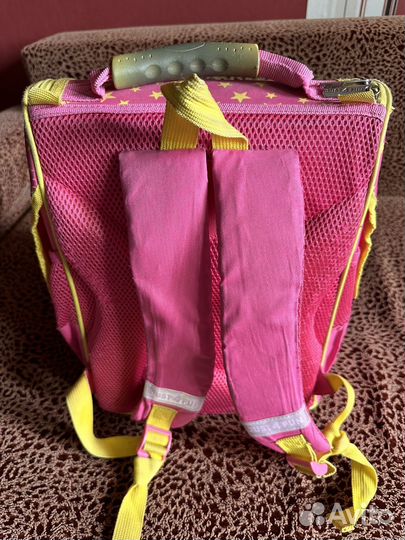 Школьный рюкзак