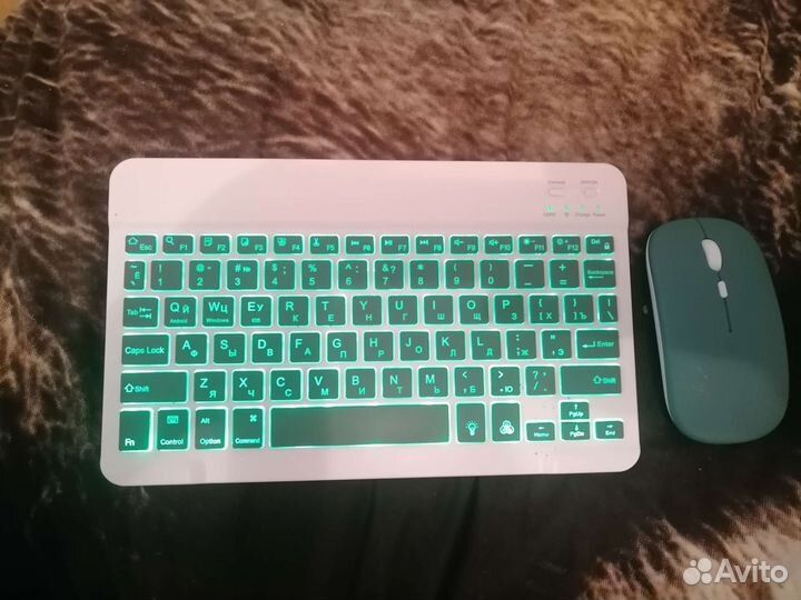 Bluetooth клавиатура и мышь