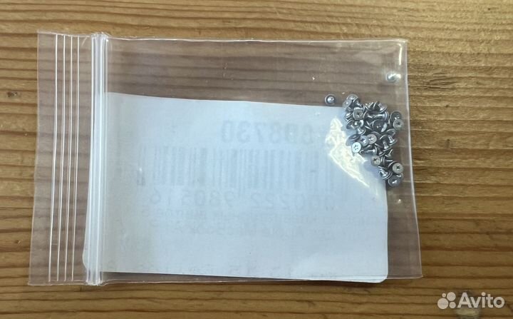 Набор клавиатурных винтов 50шт для Apple MacBook