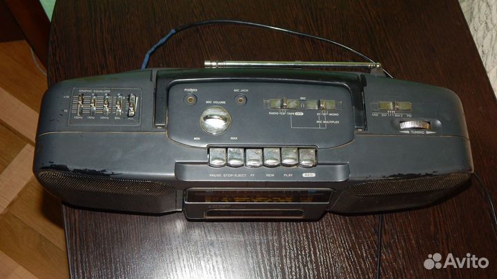Кассетная магнитола 