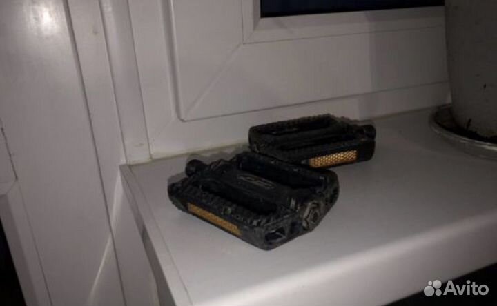 Педали для велосипеда