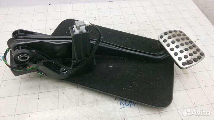 Педаль тормоза Mercedes-Benz CLA-Класс C117 2015