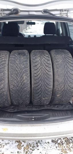 Goodyear UltraGrip Extreme 195/60 R15