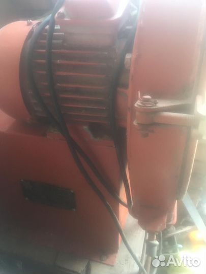 Крупорушка зернодробилка