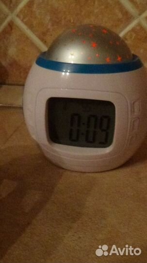 Часы-будильник yuhai С музыкальным будильником