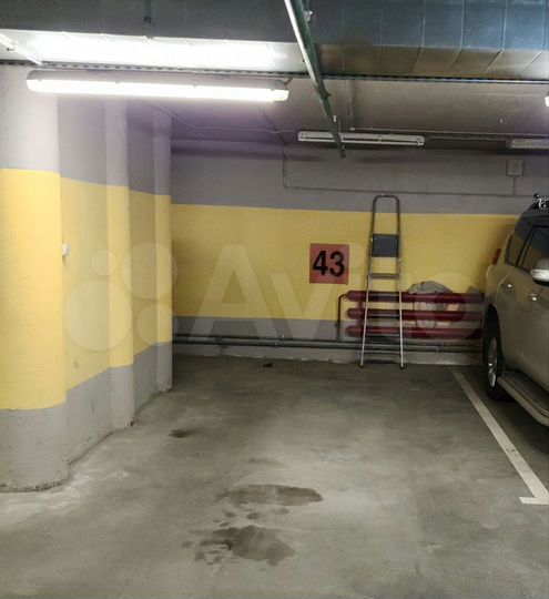 Машиноместо, 13 м²