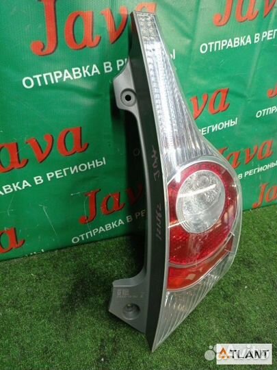 Стоп-сигнал задний правый toyota aqua