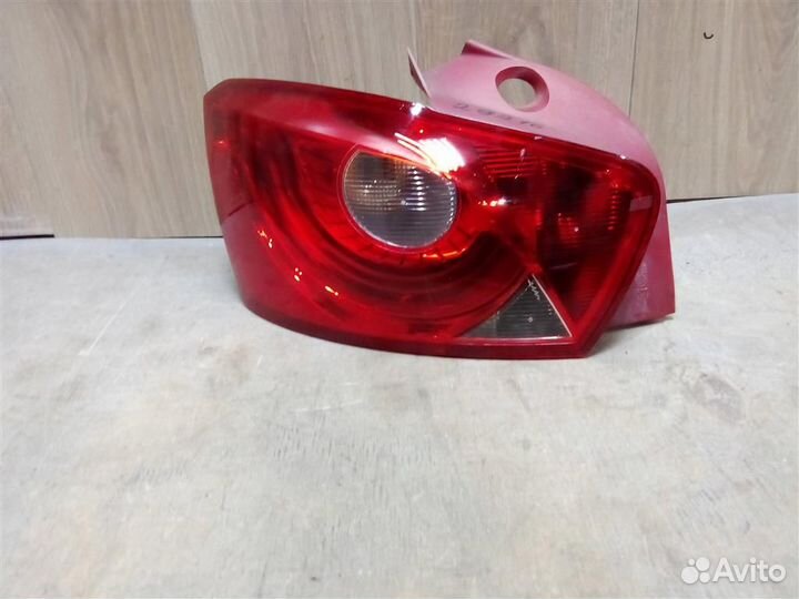 Фонарь задний левый от Seat Ibiza V 2008