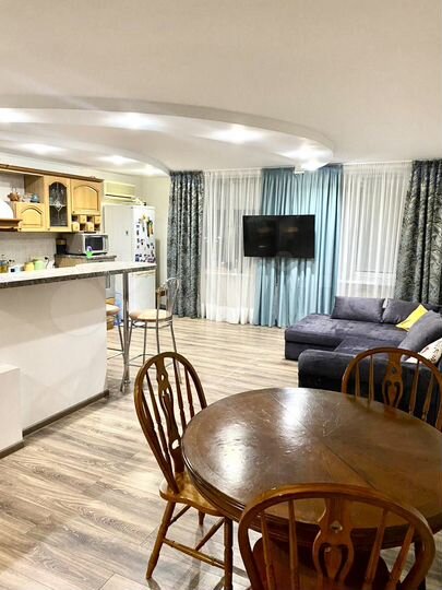 3-к. квартира, 98,5 м², 15/17 эт.