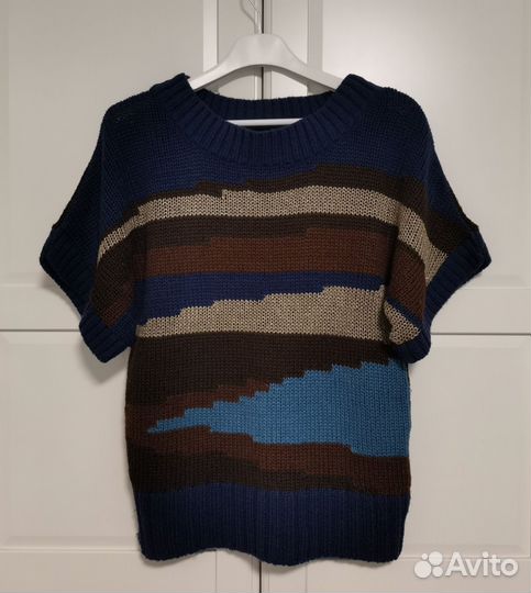 Жилет женский вязаный, 48-50 размер