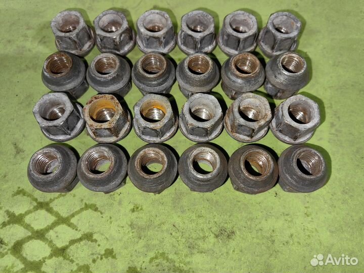 Гайки колесные на 19 М12*1,5 24шт