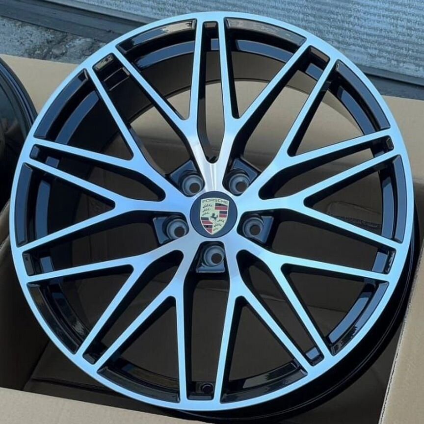Литые диски Porsche 10×R21 5×130
